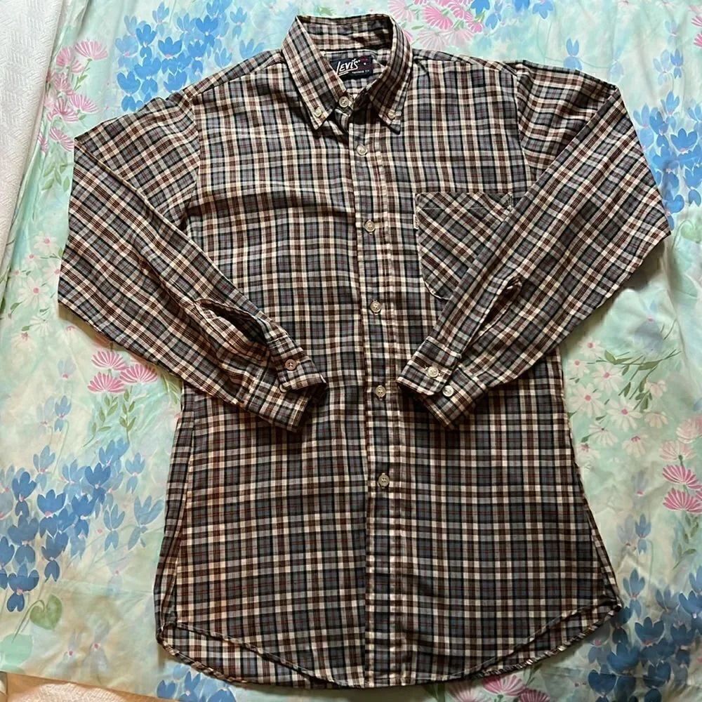 Vintage Levi’s Button Down Plaid Western Shirt Tapered Fit - Small